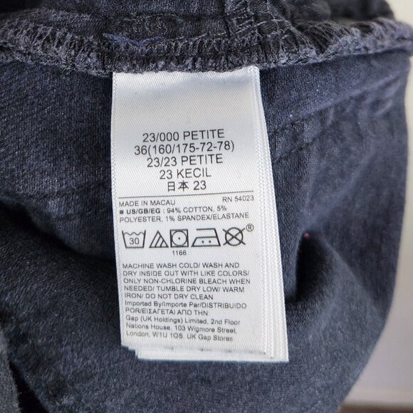 Gap High Rise Kick Fit Flare Raw Hem Jeans in Washed Black sz 23/000P - Picture 12 of 13